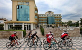 BIKE SPECIAL BY THE SEA