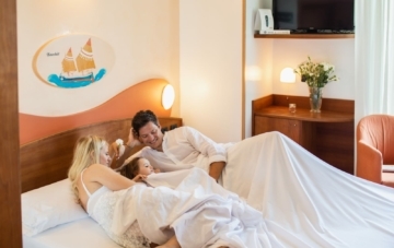 Double rooms with sea view