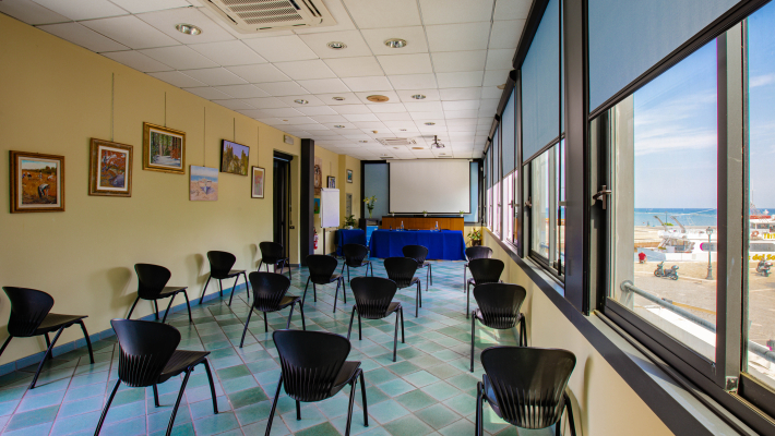 Offerta sala meeting e convegni con ristorante a Cesenatico